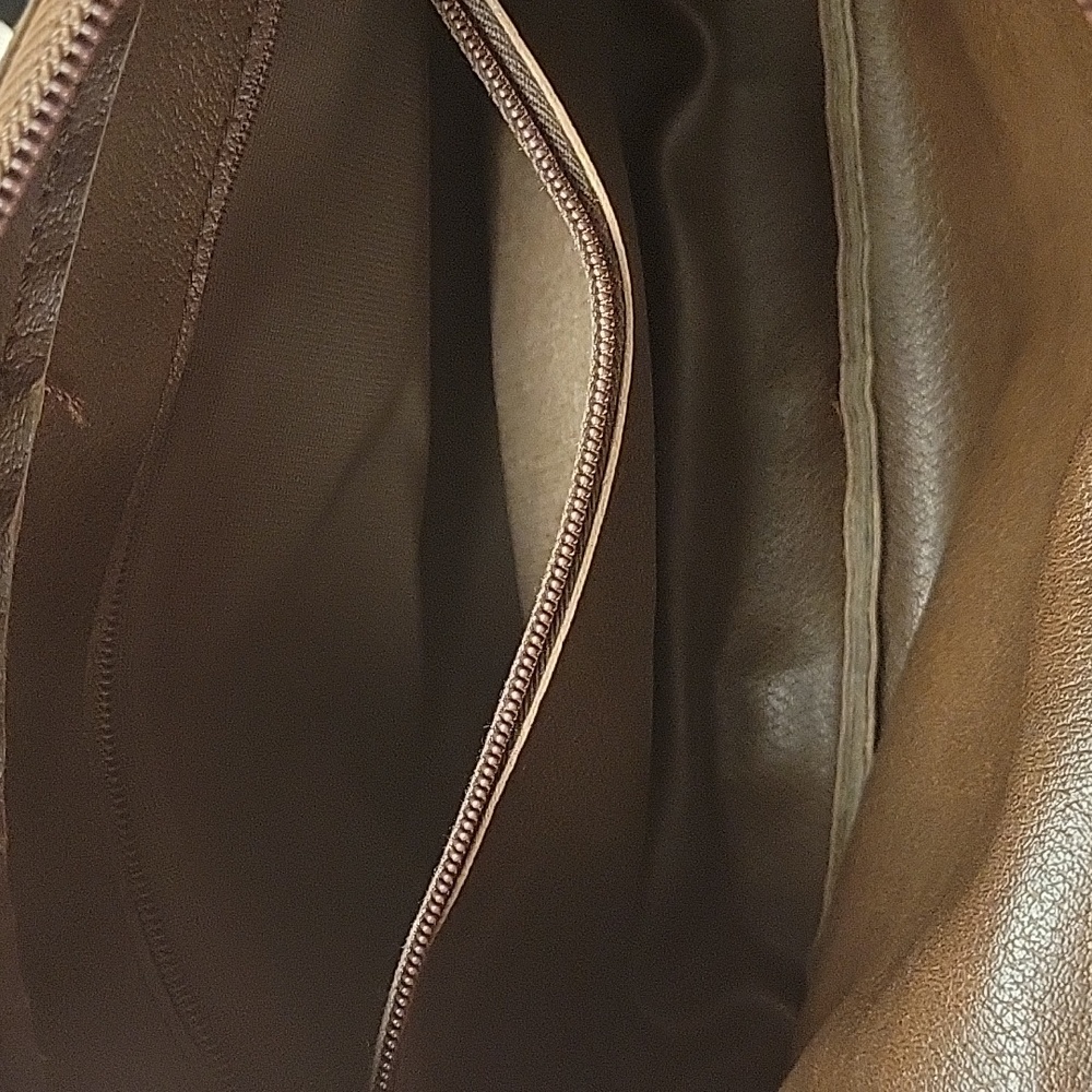 Longchamp Leather Handbag - Picture 6 of 8